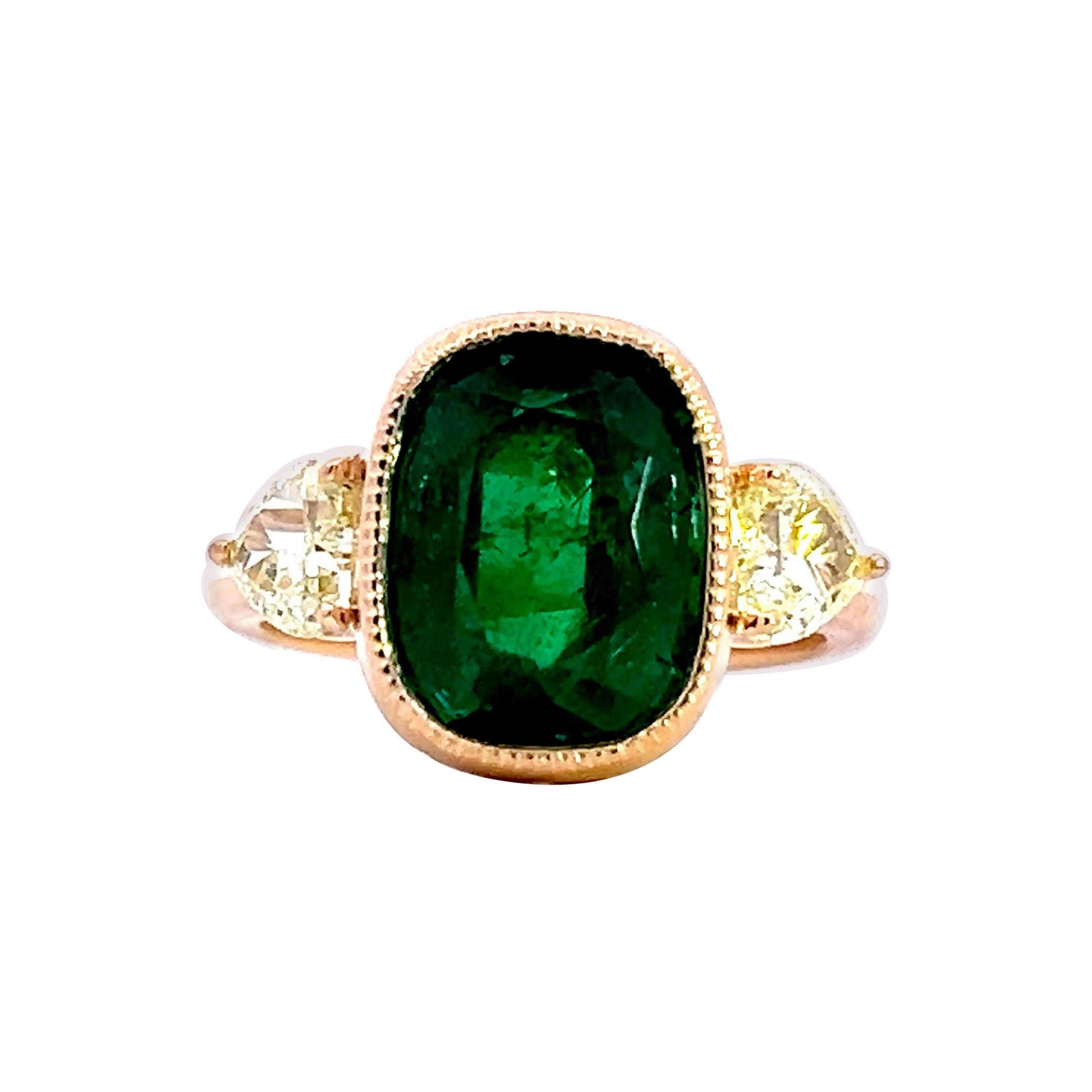 Elegant Emerald Ring