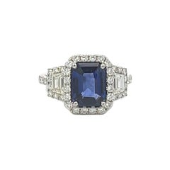 Ring mit elegantem Saphir