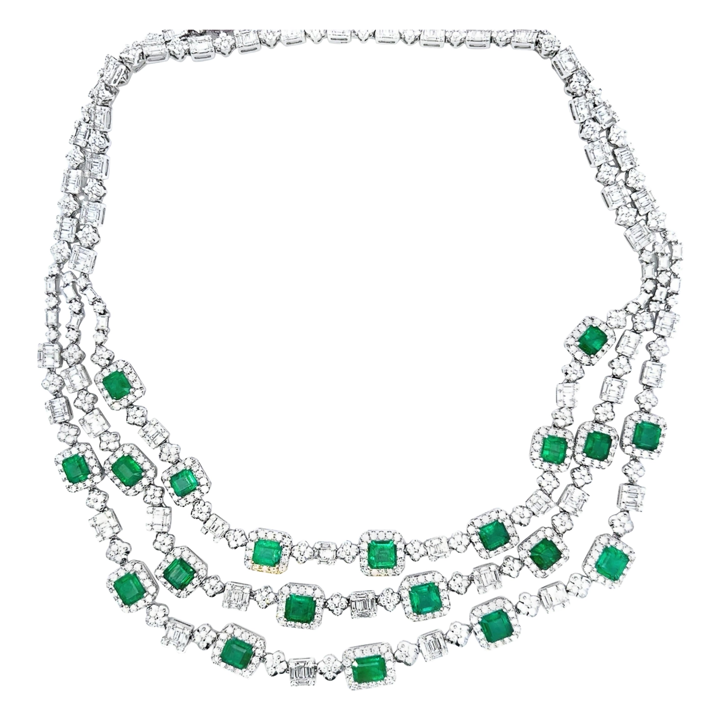 Collier d'émeraudes élégant