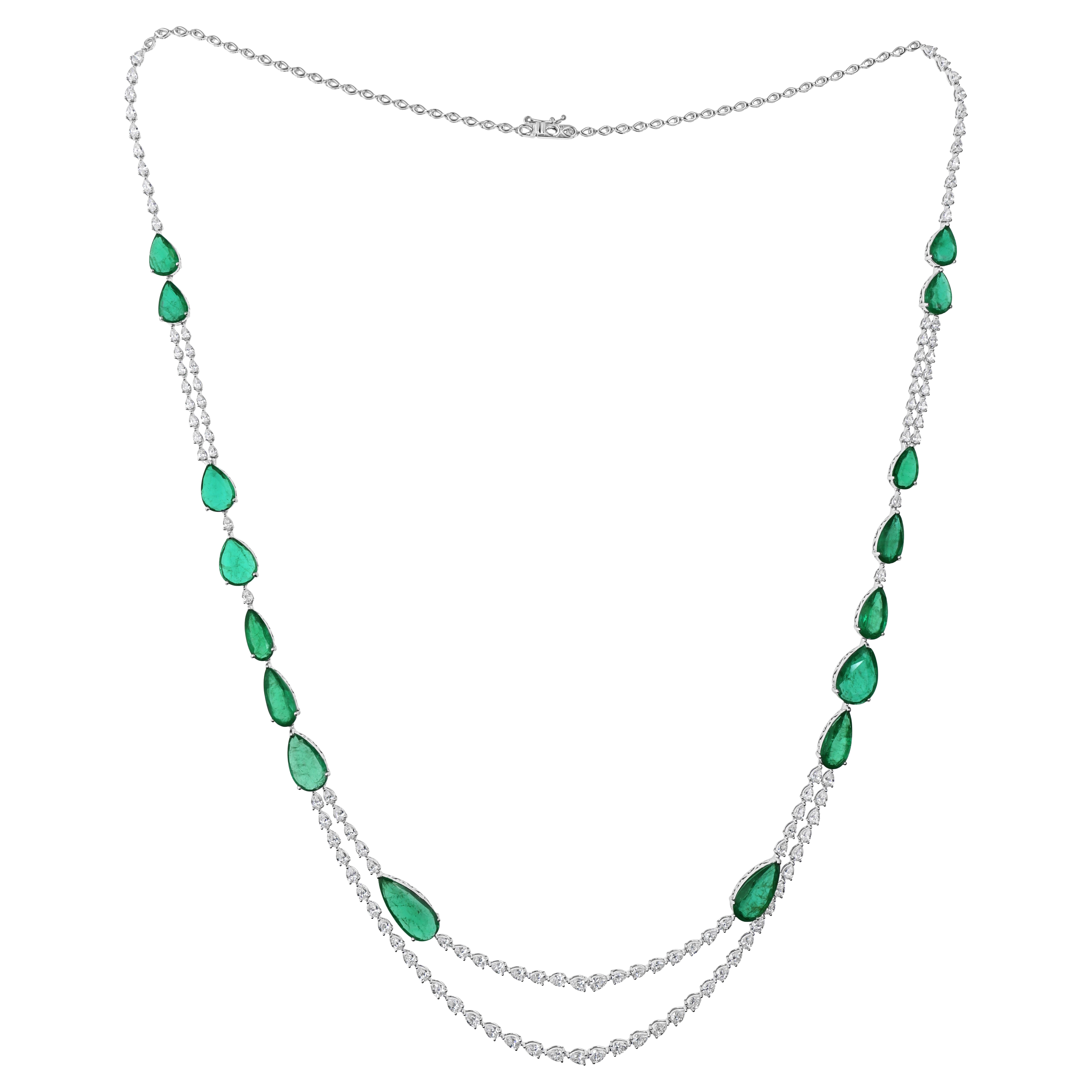 32.9 Carat Zambian Emerald 10.19 Carat SI/H Diamond 18 Karat White Gold Necklace