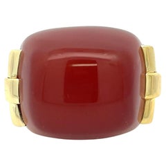 Statement-Ring aus 18 Karat Gelbgold mit Pouch aus Karneol von David Webb