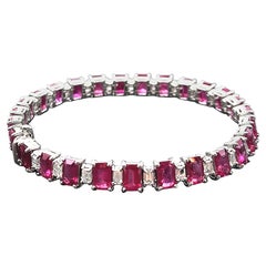 Bracelet de 18.95 ct de rubis naturel de Birmanie et de diamants