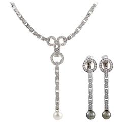 Cartier Agrafe Diamant und Perle Ohrring und Halskette Set