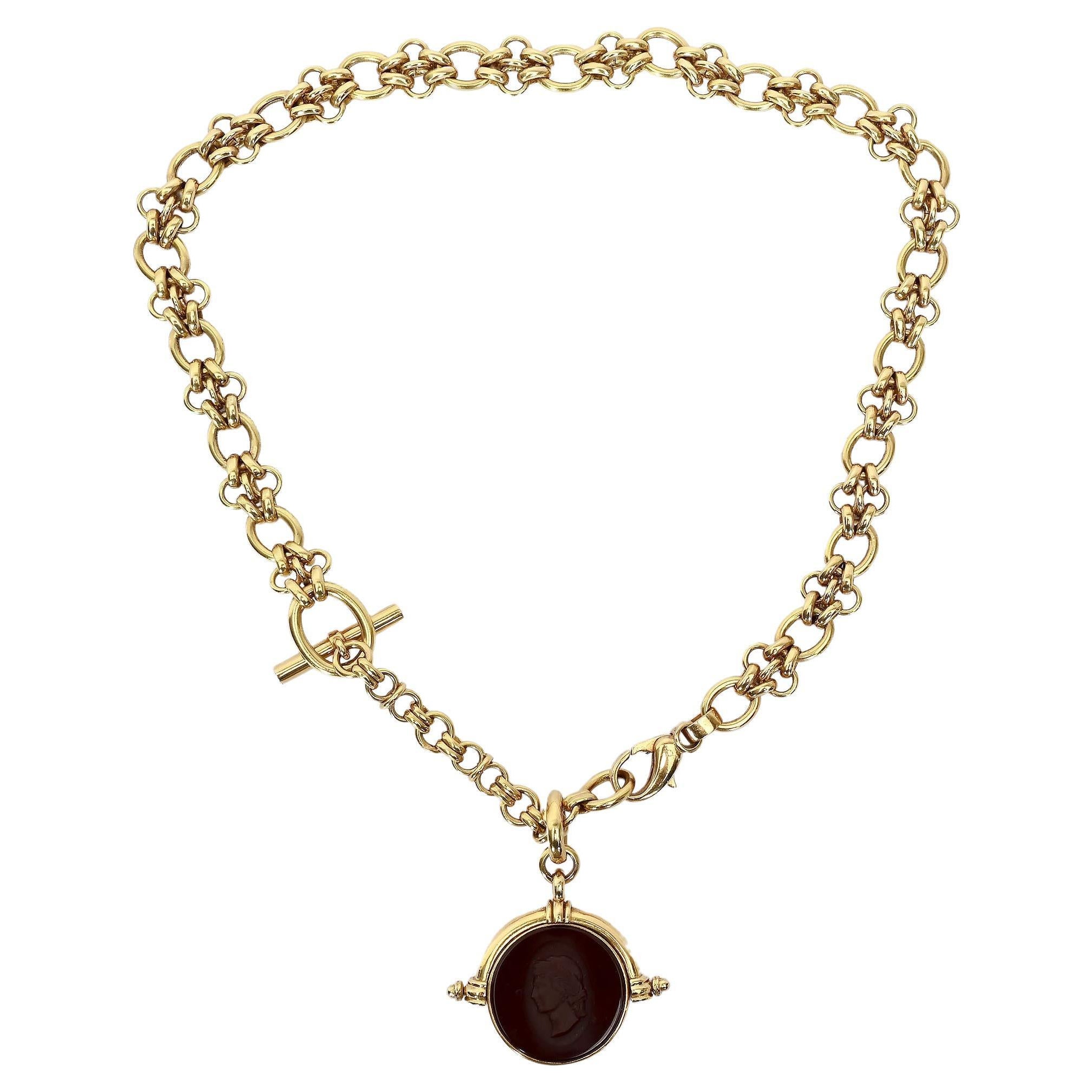 Collier en or fait main avec pendentif en cornaline en vente