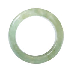 Bague en jadéite naturelle vert pâle et glacé du Myanmar