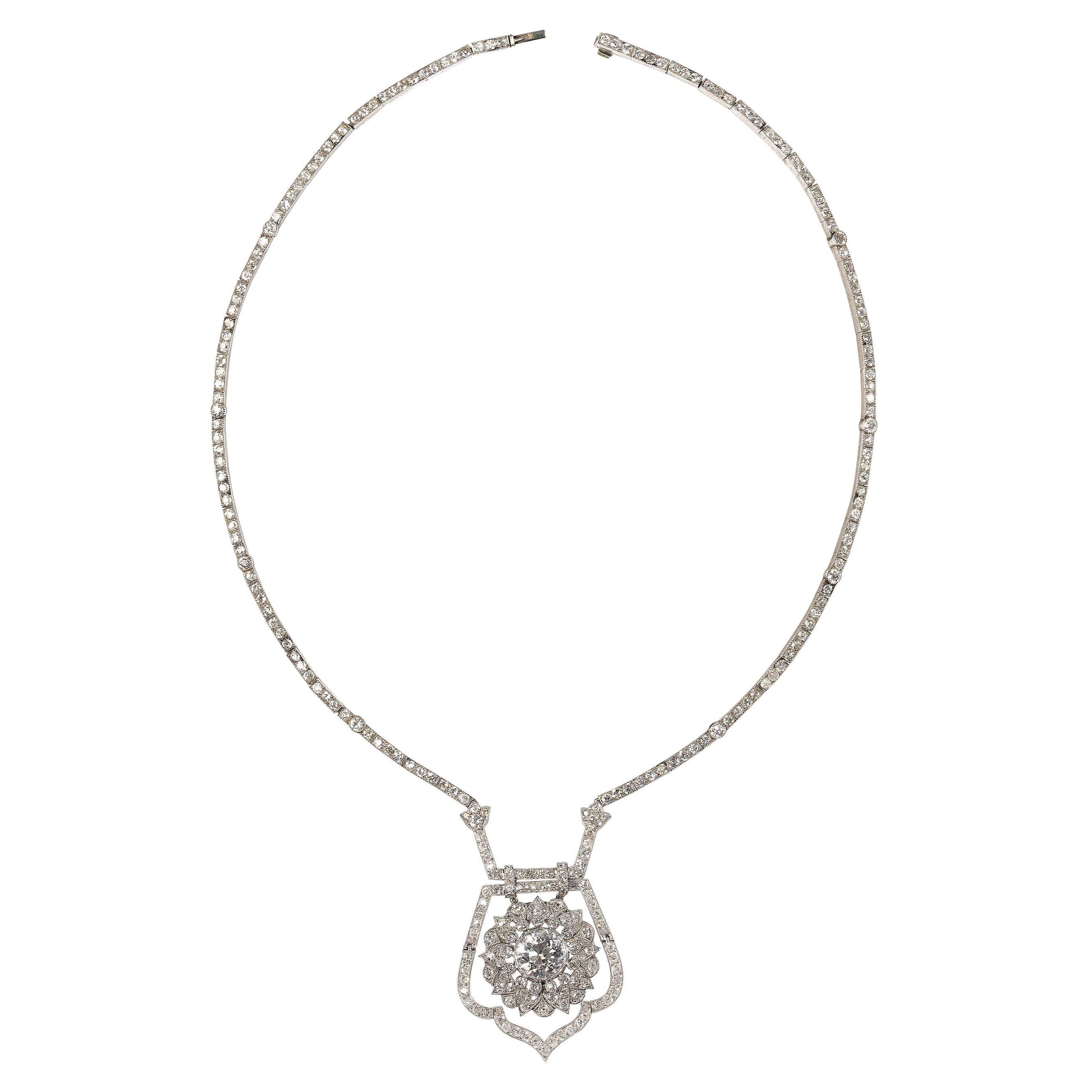 Collier Art déco en diamant et platine, Circa 1920, 18,75 carats