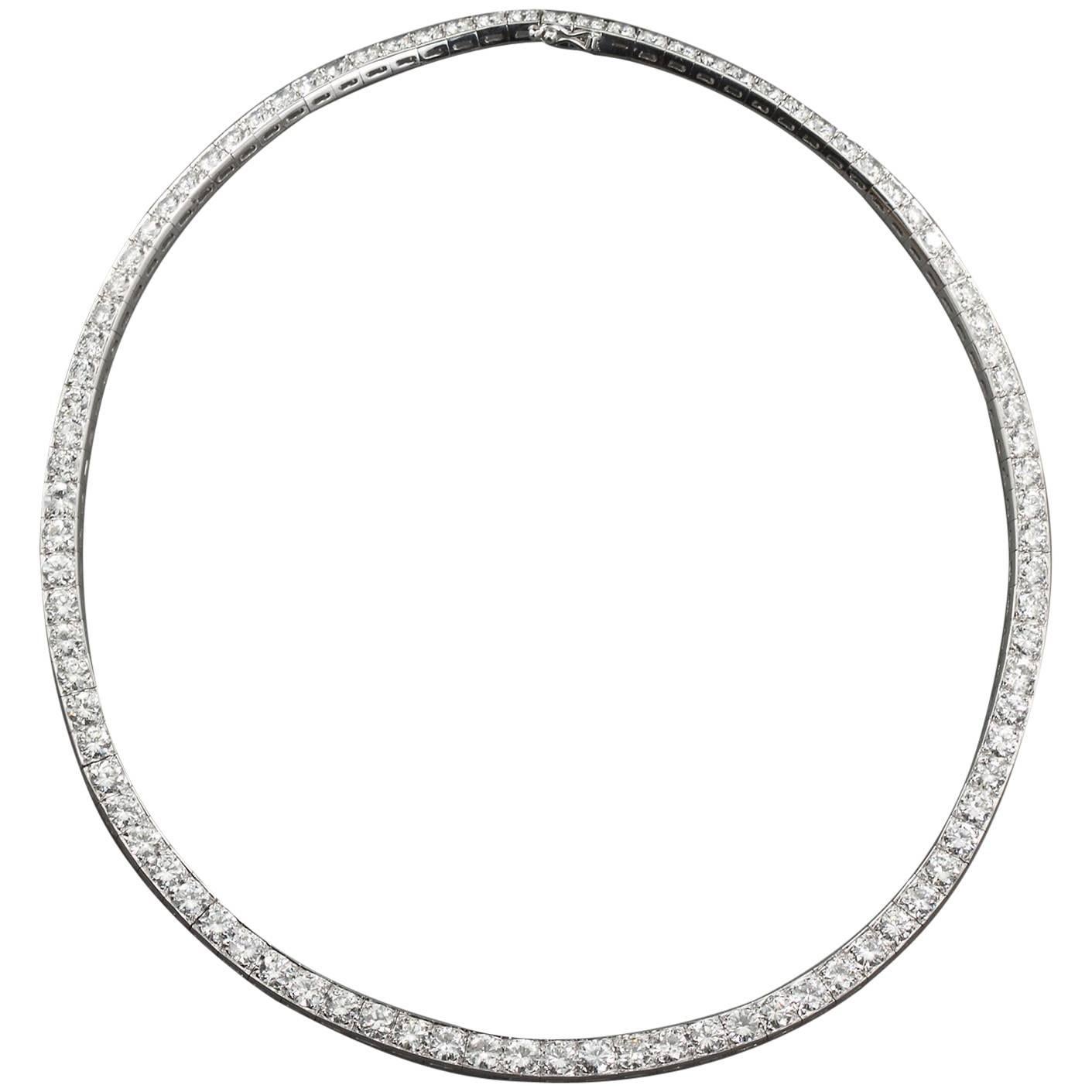 Diamond in White Gold Collar Necklace 27 Carats