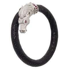 Bracciale di razza naturale con testa di cavallo intagliata a mano