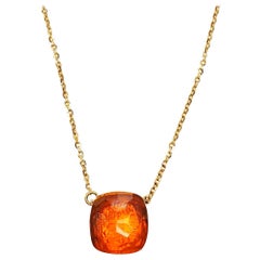 Colgante de Cuarzo Naranja Multifacético en Cadena de Oro Amarillo de 18 Kilates