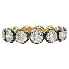 GIA Weißer runder Eternity-Ring mit Diamanten in schwarzem Rhodium und 18 Karat Gelbgold