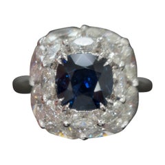 Gubelin Certified 2.11 Carat Burma No Heat Sapphire Diamond Platinum Ring