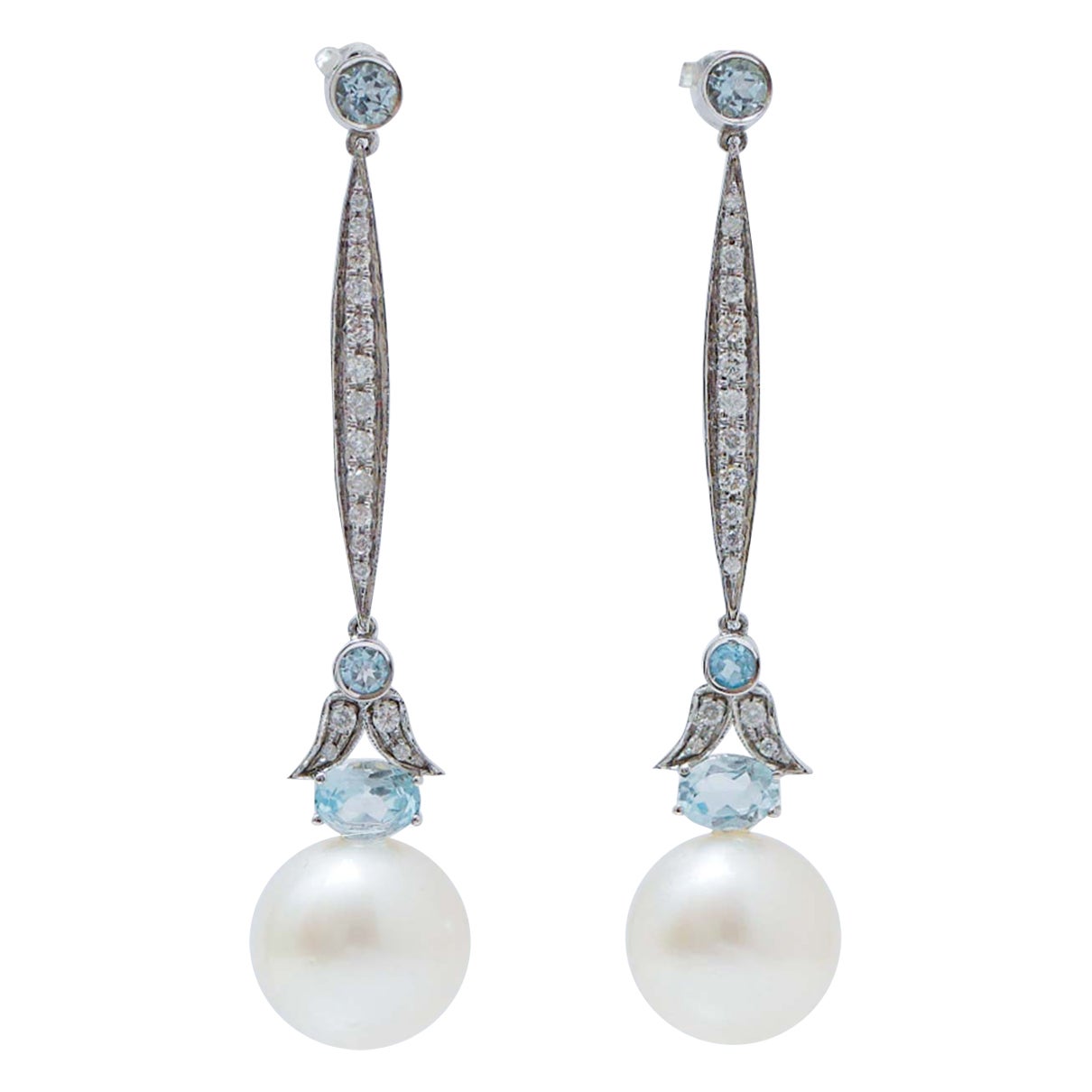 14.5  Mm Perlas Blancas, Topacio Color Aguamarina, Diamantes, 14 Kt  Pendientes de oro.