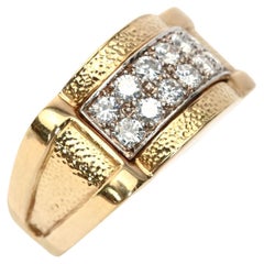 Anello David Webb in oro e diamanti