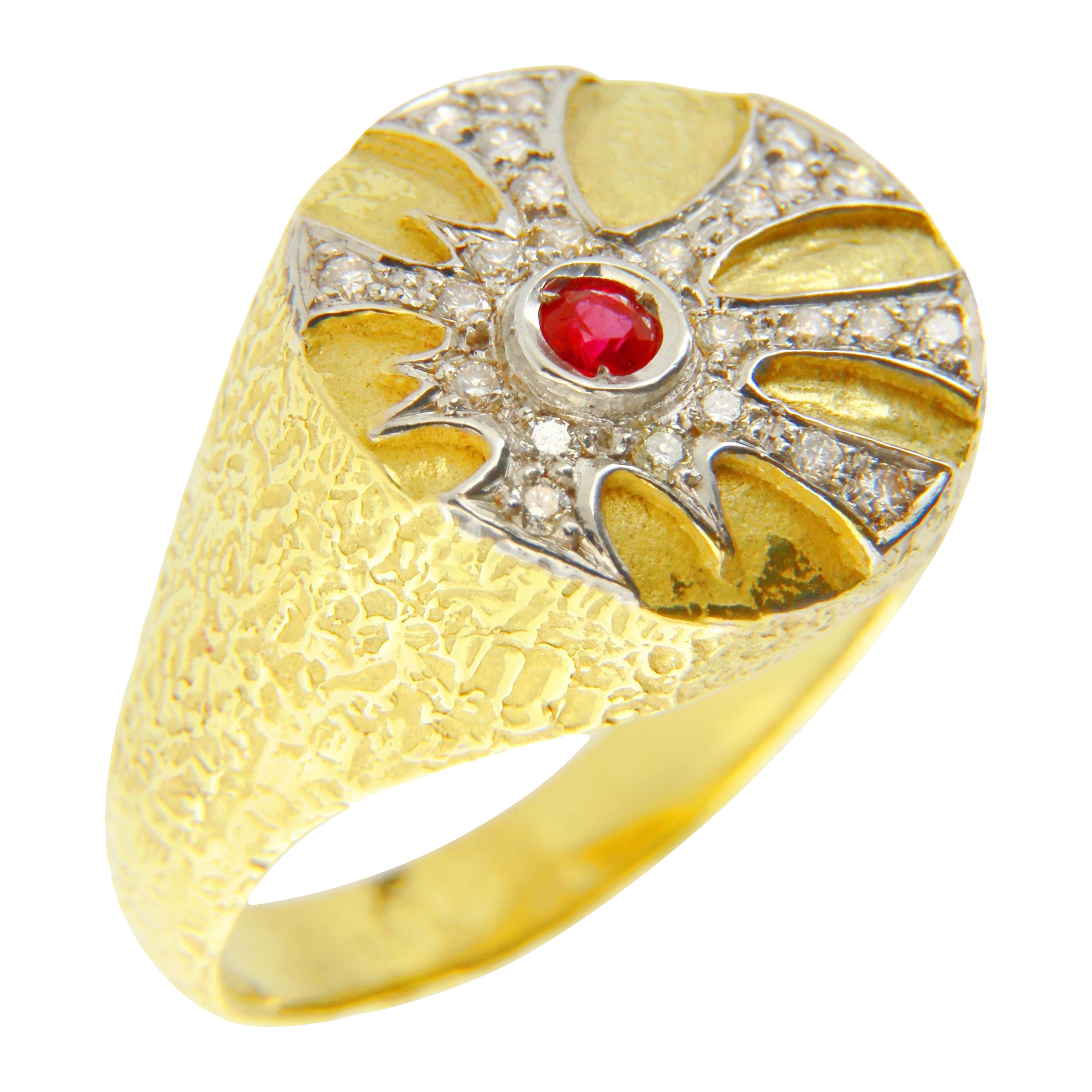 Sacchi Round Ruby and Diamonds Gemstone 18 Karat Gold Maya Cocktail Ring
