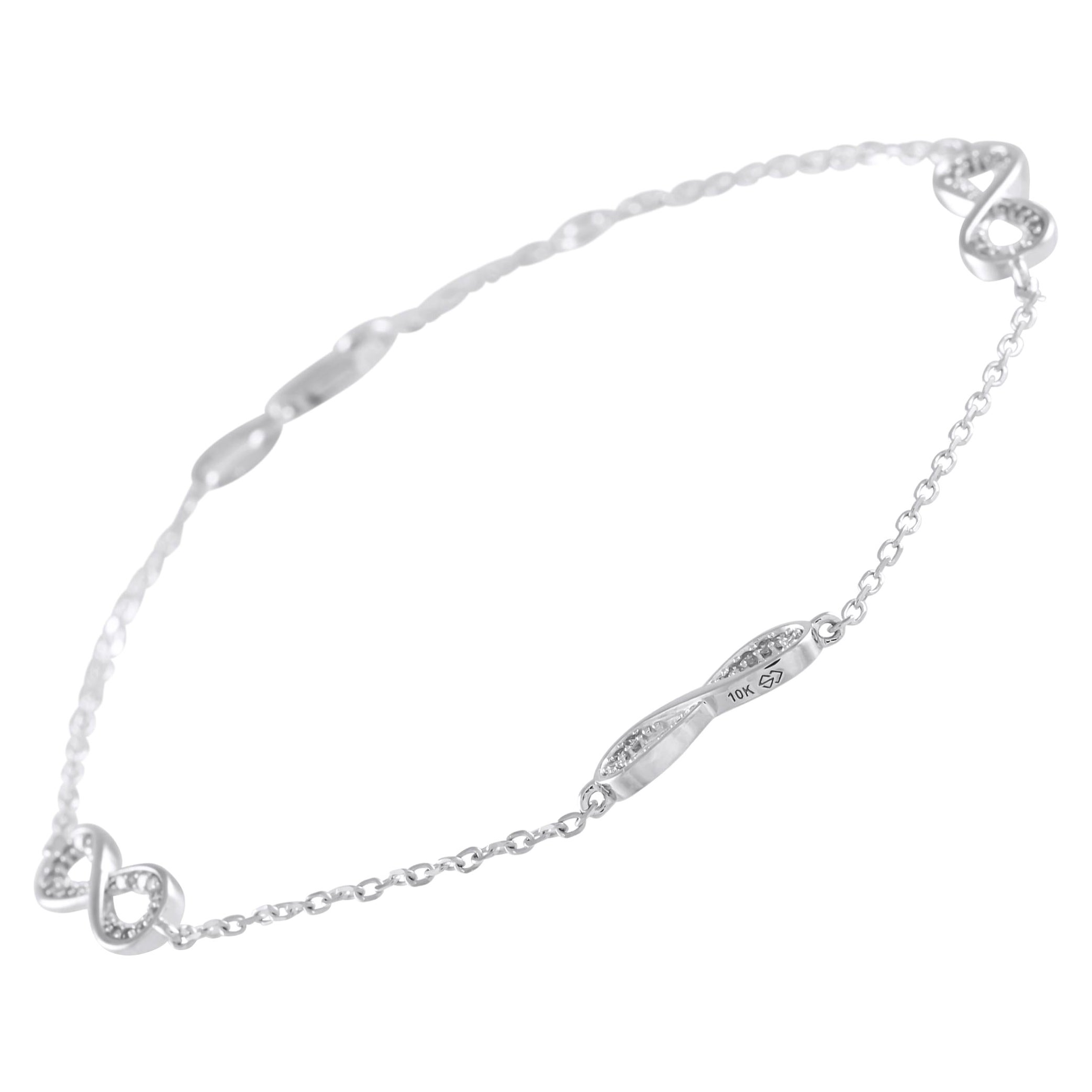 10K White Gold 0.17ct Diamond Bracelet For Sale