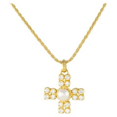 Christian Dior 18K Yellow Gold 0.55ct Diamond and Pearl Pendant Necklace