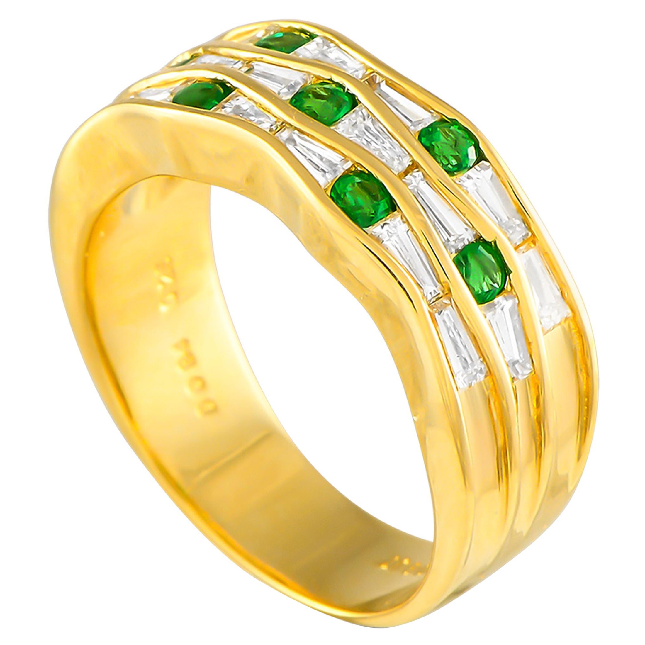 18K Yellow Gold 0.84ct Diamond and Emerald Ring