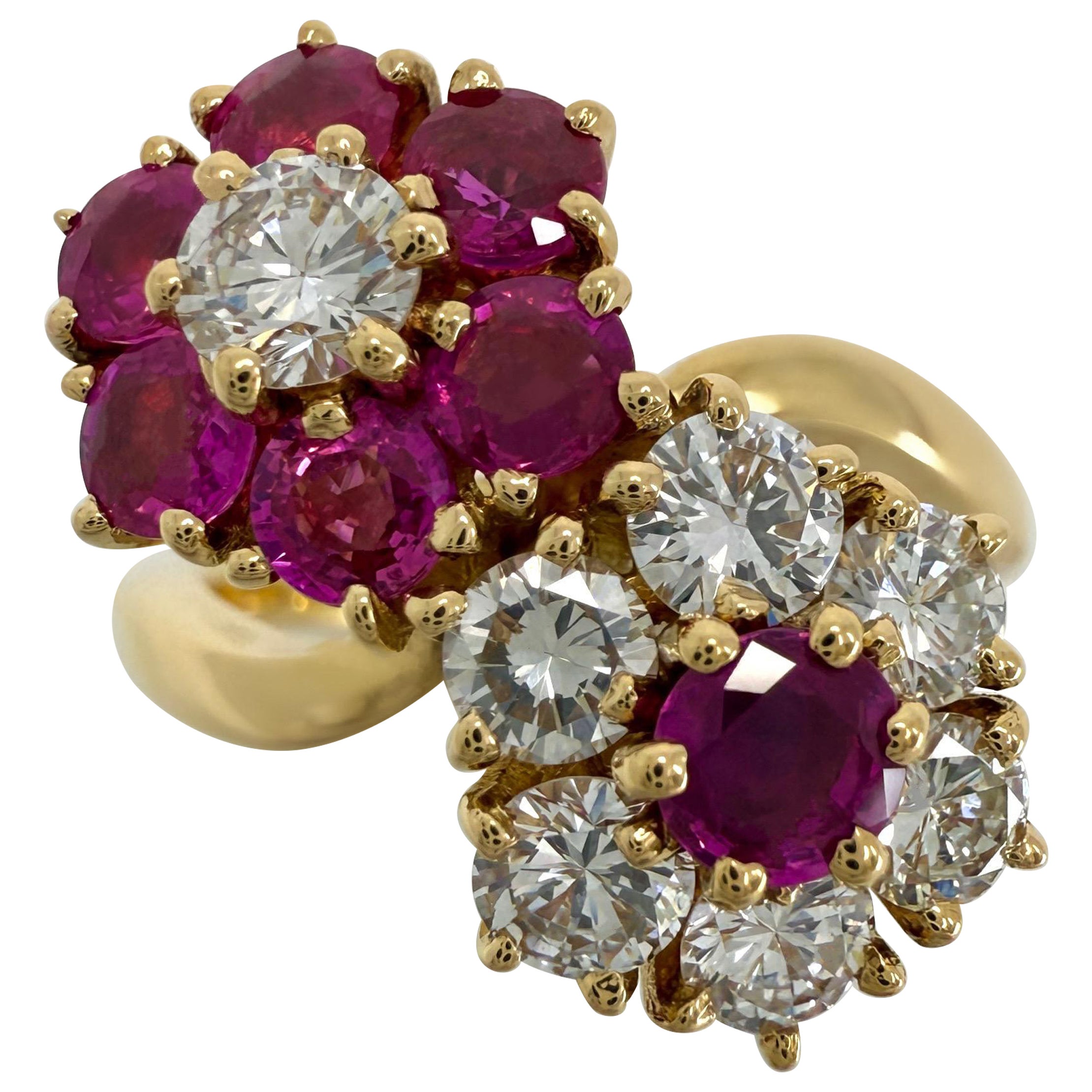 Raro Anillo Vintage Van Cleef & Arpels Rubí y Diamante Flor Fleurette Oro 18k