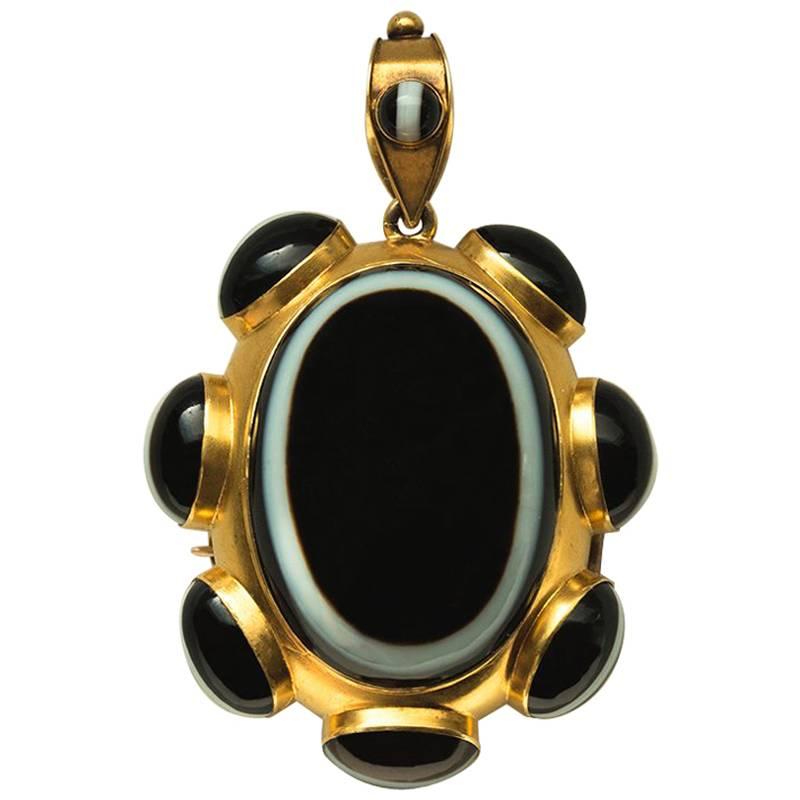 Victorian Banded Agate Gold Pendant with Locket Back For Sale