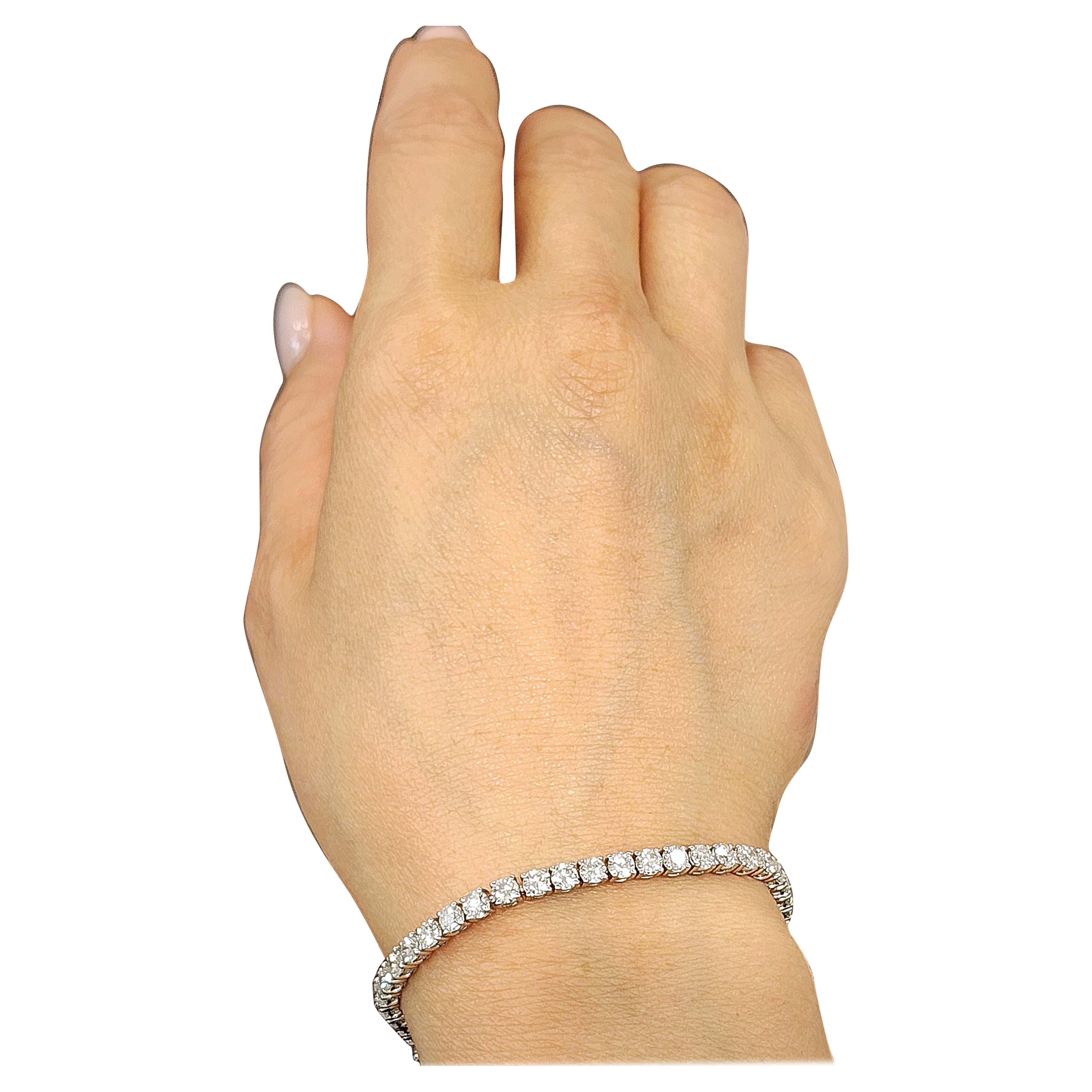 Bracelet de tennis en diamant de 7.29 ct