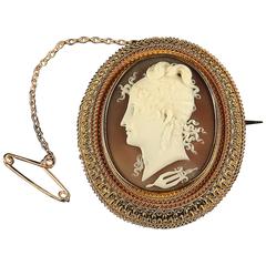 Antique Gold Cameo Brooch with Locket Back circa 1860