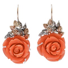 Pendientes de Coral, Diamantes, Oro Rosa y Plata.