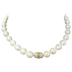 Collar Bochic "Capri" Perla de Agua Dulce, Zafiro Rosa, Peridoto y Gemas Mixtas