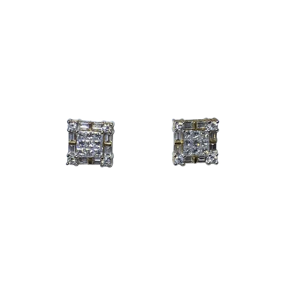 1.26ct Baguette Princess Round Diamond Stud Earrings 18ct Yellow Gold For Sale