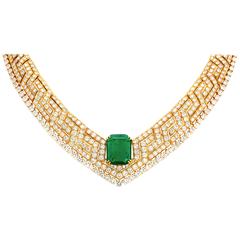AGL Certified 9.23 Carat Colombian Emerald Necklace