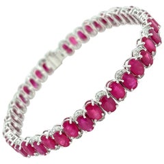 Pulsera de diamantes de rubí birmano de talla oval certificada por GIA de 22,04 quilates