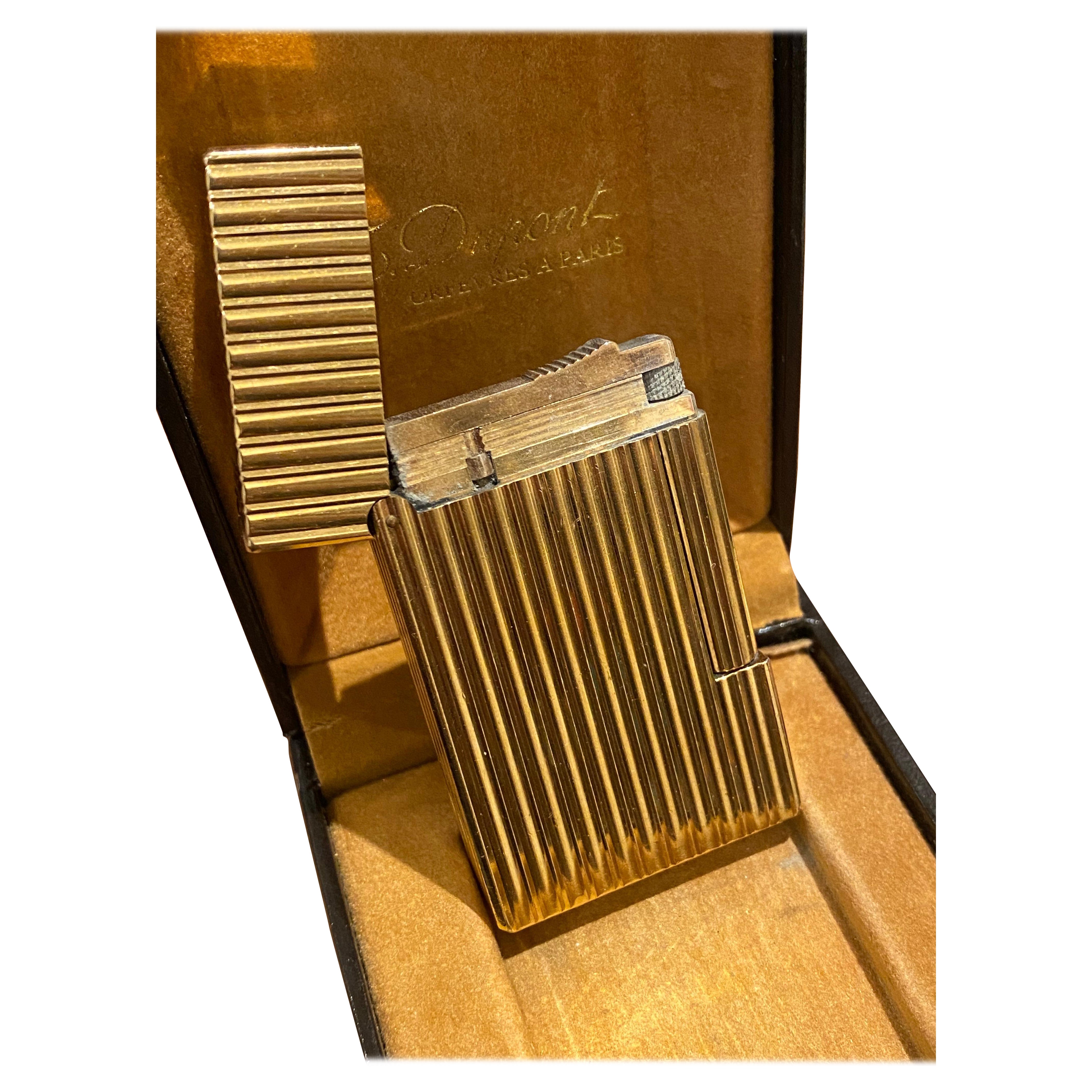 Big Vintage S.T. Encendedor Dupont Paris Ligne 2 / Línea 2, Dorado + Caja.