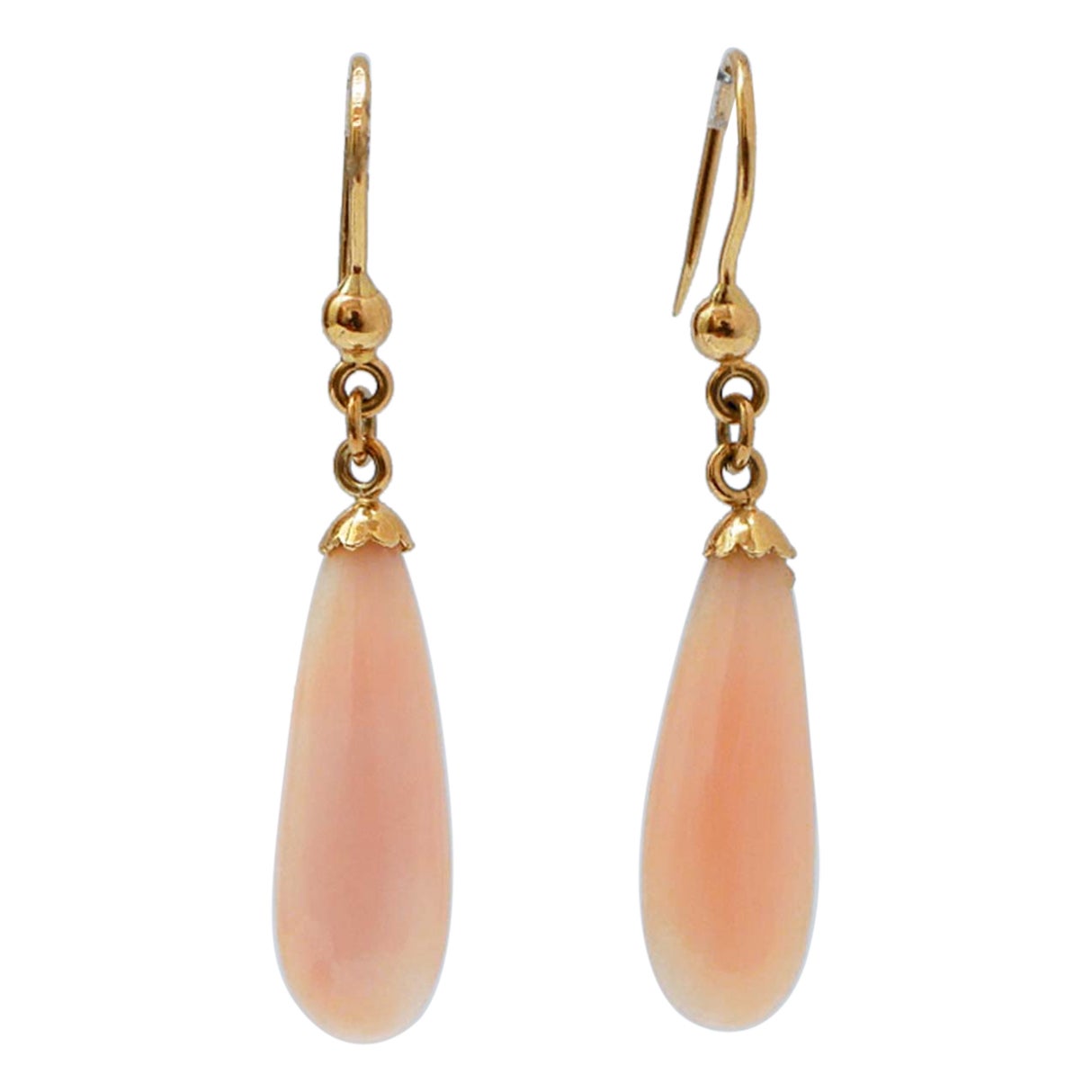 Coral, 18 Karat Yellow Gold Earrings.