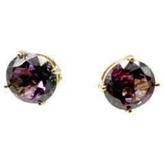 Pendientes de Oro Amarillo de 14K con Alejandrita