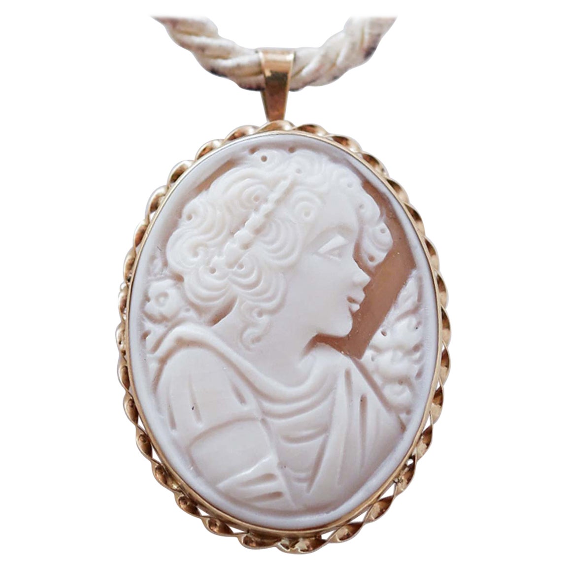 Cameo, Rose Gold Brooch / Pendant.