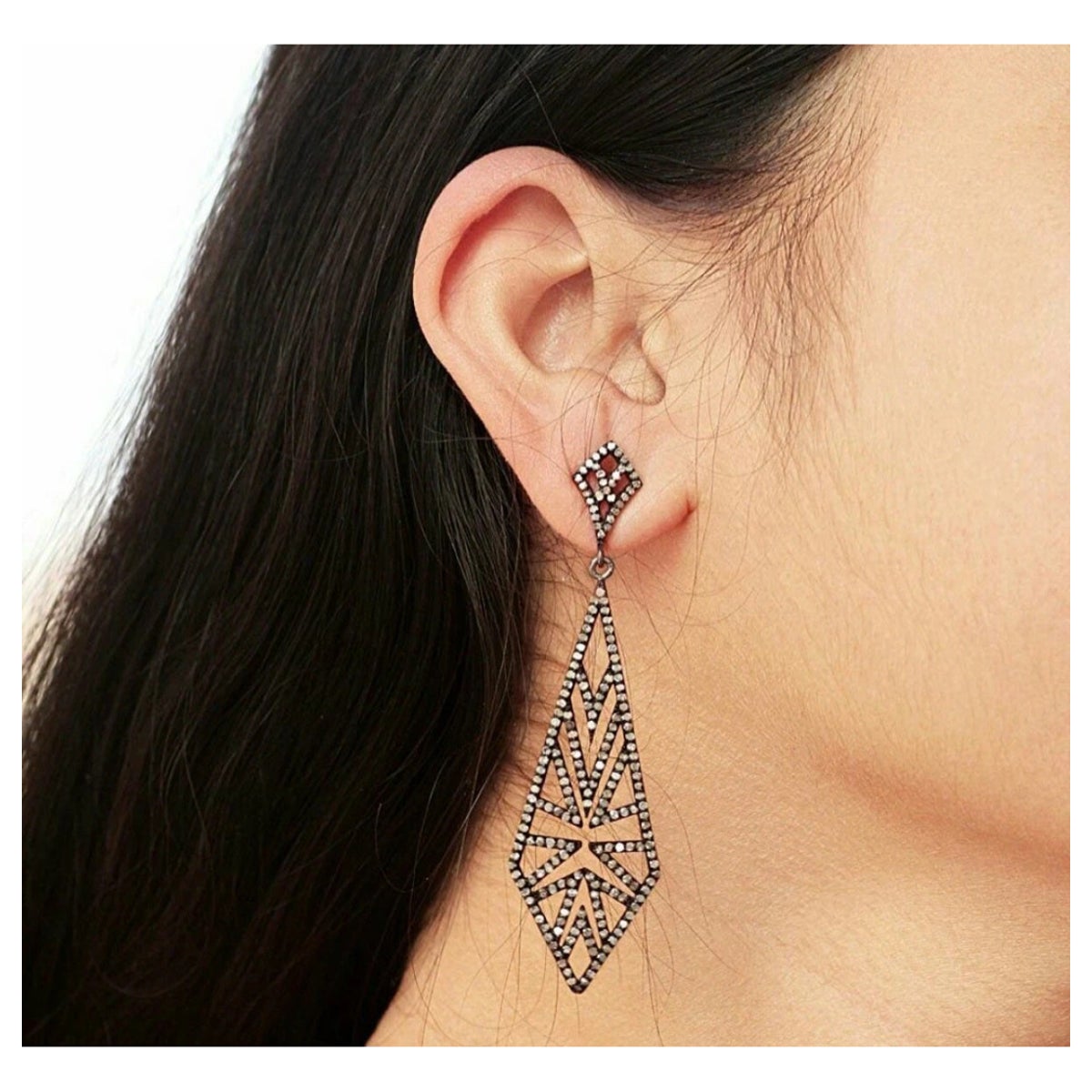 Pendiente largo de plata de ley 925 con pavé de diamantes Joyas de boda con diamantes.