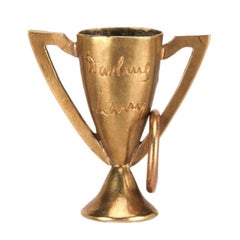 Pendentif de la coupe Loving Cup de Vivien Leigh « Darling Larry » de Lawrence Olivier en or