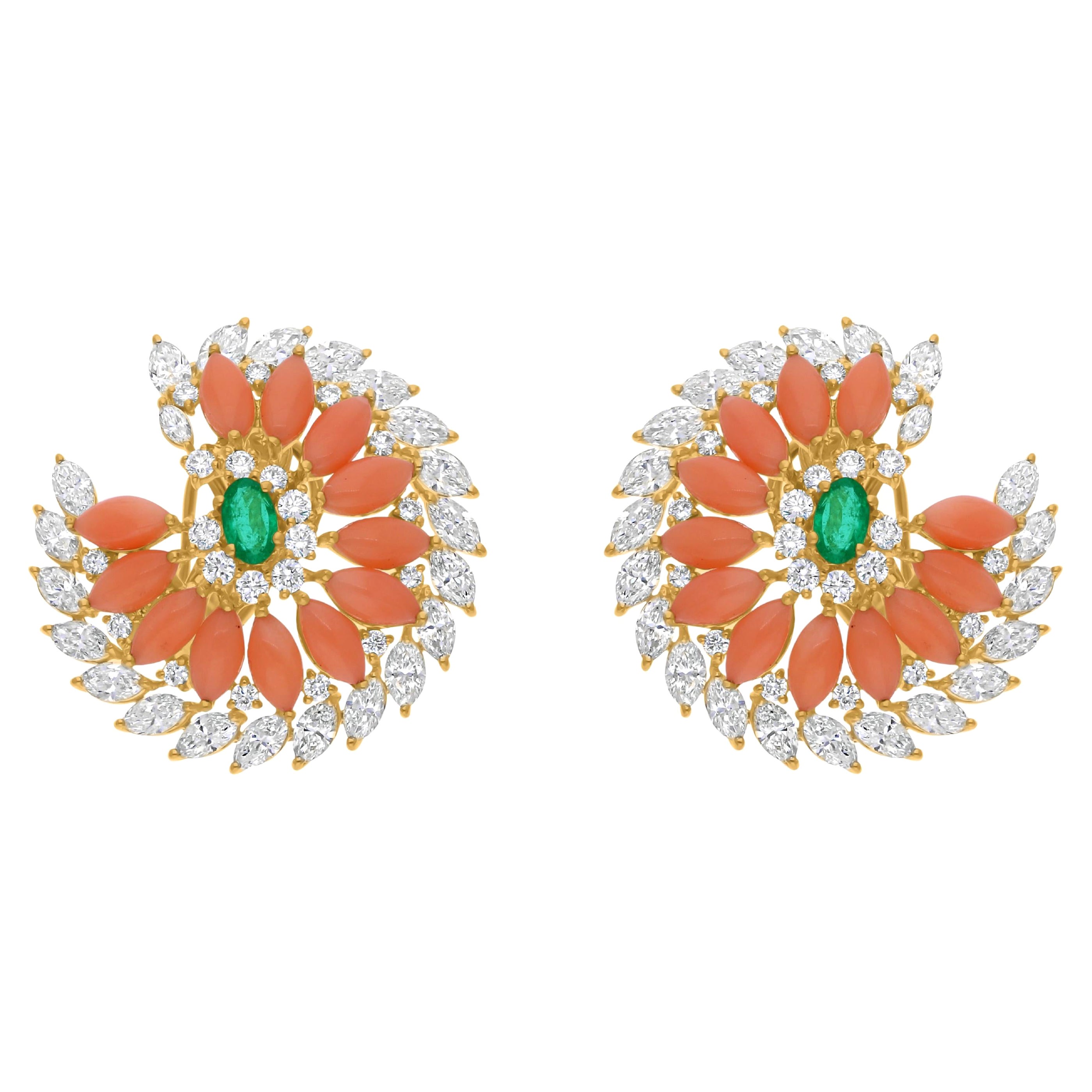 6.02 Carat Coral Emerald 4.62 Carat SI/H Diamond 18k Yellow Gold Earrings For Sale