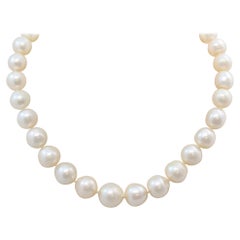 South Sea Pearl Diamond Yellow Gold Necklace
