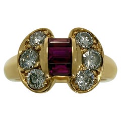 Van Cleef & Arpels, bague vintage rare avec nœud rubis et rubis en or jaune 18 carats