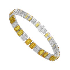 Armband aus 18 Karat Weißgold mit gelbem Saphir im Smaragdschliff SI/H Diamantschliff