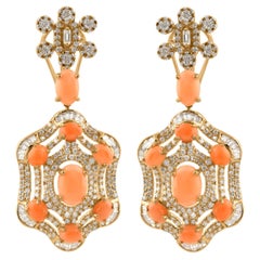 Pendientes colgantes de coral de 4,9 quilates Diamante SI/H de 2,27 quilates Oro amarillo de 18 quilates