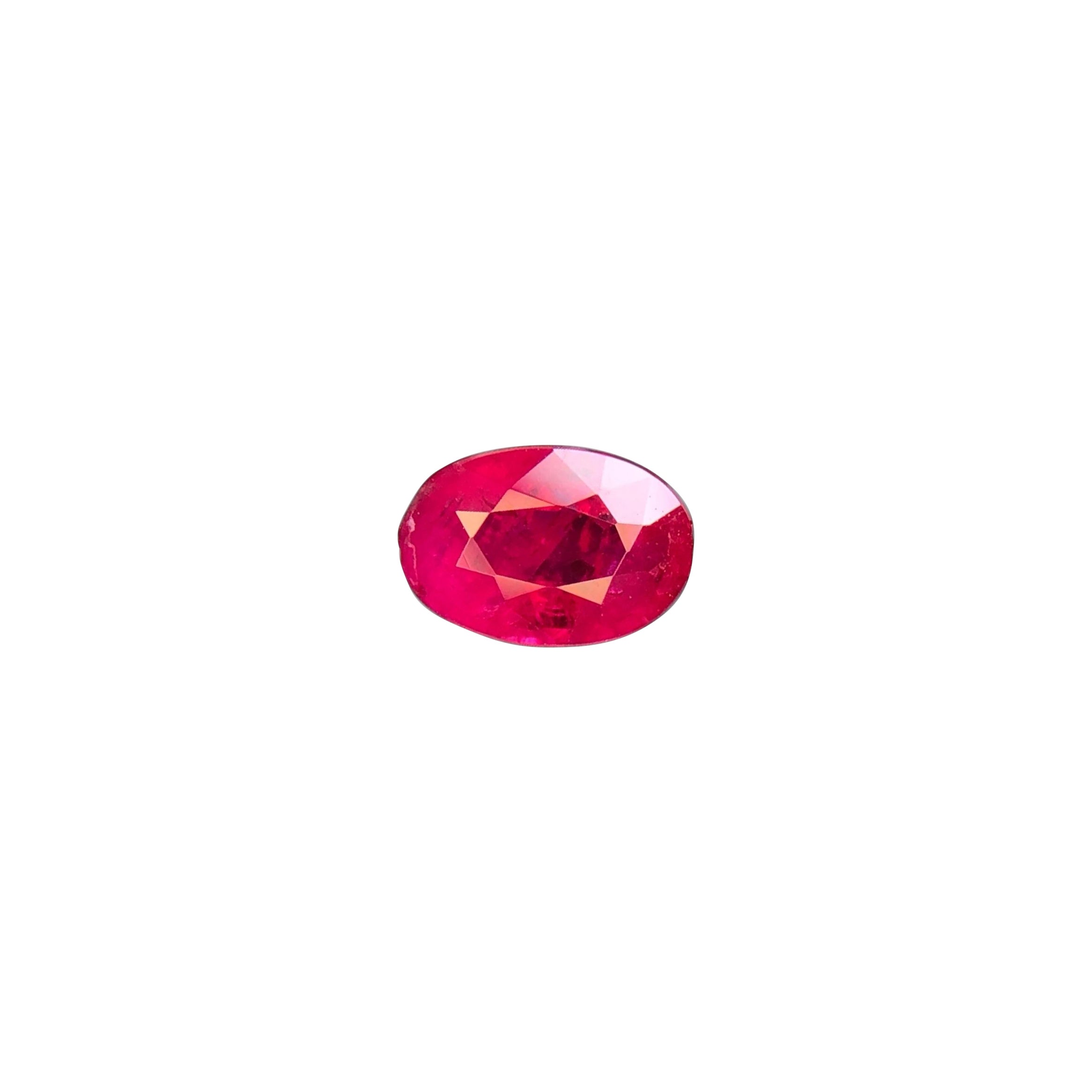
RMA95
0,58 ct GIA Certified Natural Unheated Burma Ruby Pigeon Blood Gemstone (Gemma di colore sangue di piccione)

DESCRIZIONE DELLA GEMMA
Specie: Corumdum
Varietà: Rubino di Burma non riscaldato
Peso: 0,58Ct
Colore: Sangue di piccione
Taglio: