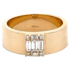 Anello a fascia con diamante con smeraldo e incastonatura a illusione da 0,30 carati in oro giallo 14KT
