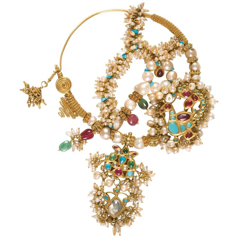 Traditional Indian Gold Nose Ring Nath For Sale at 1stDibs