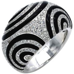 Onyx Diamond Gold Dome Ring 10