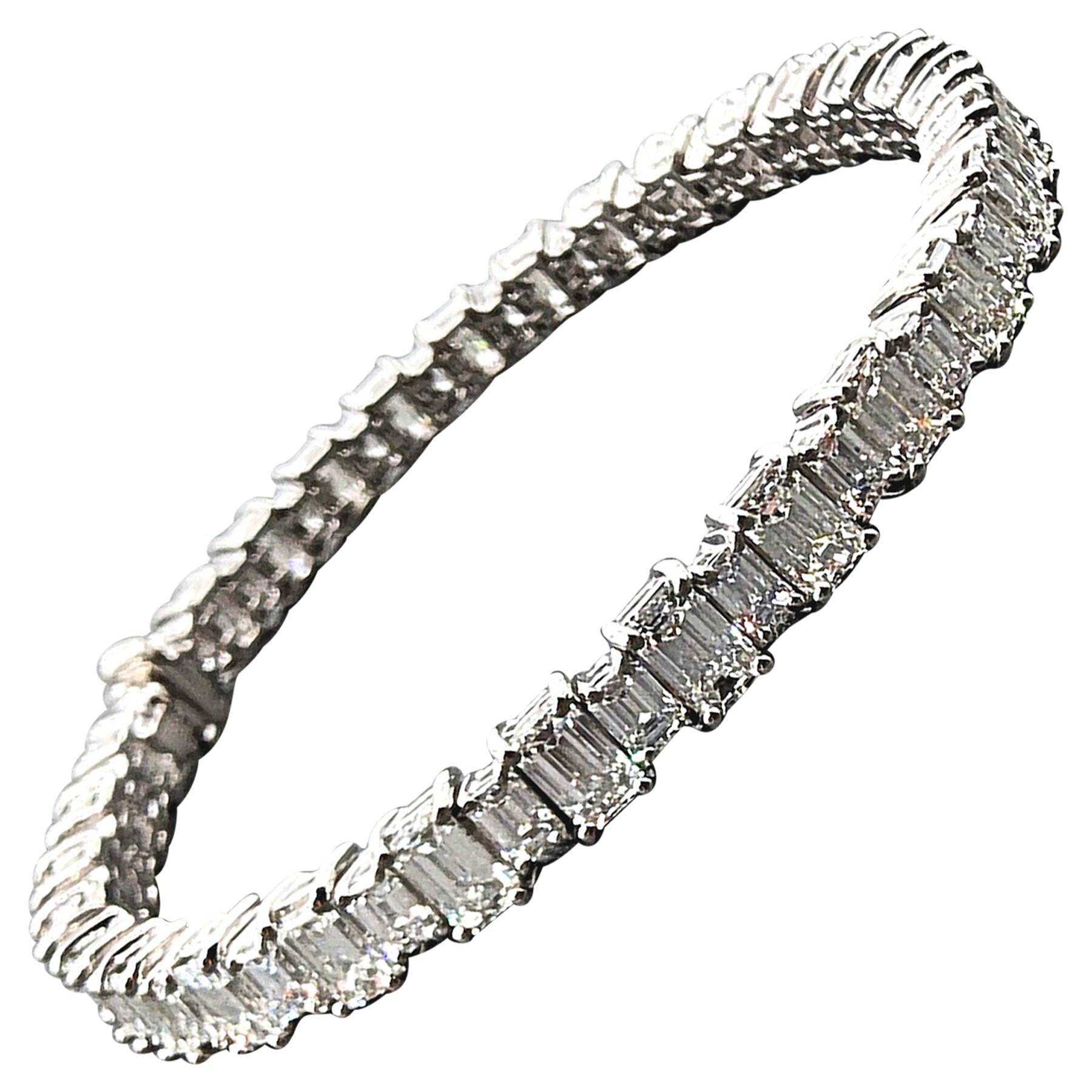 Pulsera talla esmeralda y baguette 11,75 ct en venta