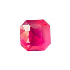 Espinela Mahenge Certificada Natural de Tanzania de color rosa anaranjado y talla octogonal escalonada