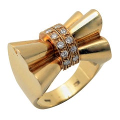 Retro Gold and Diamonds Bow Ring