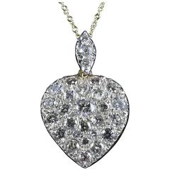 Antique 2.50 Carats Old Cut Diamonds Yellow Gold Heart Pendant and Chain, circa 1900