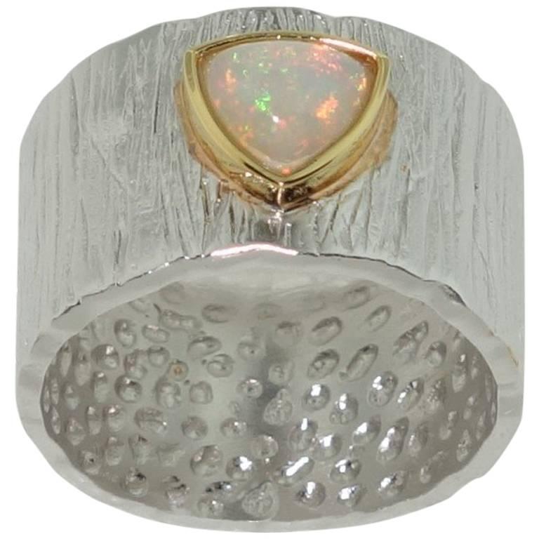 Ethiopian Opal Cocktail Solitaire Statement Ring Estate Fine Jewelry For Sale